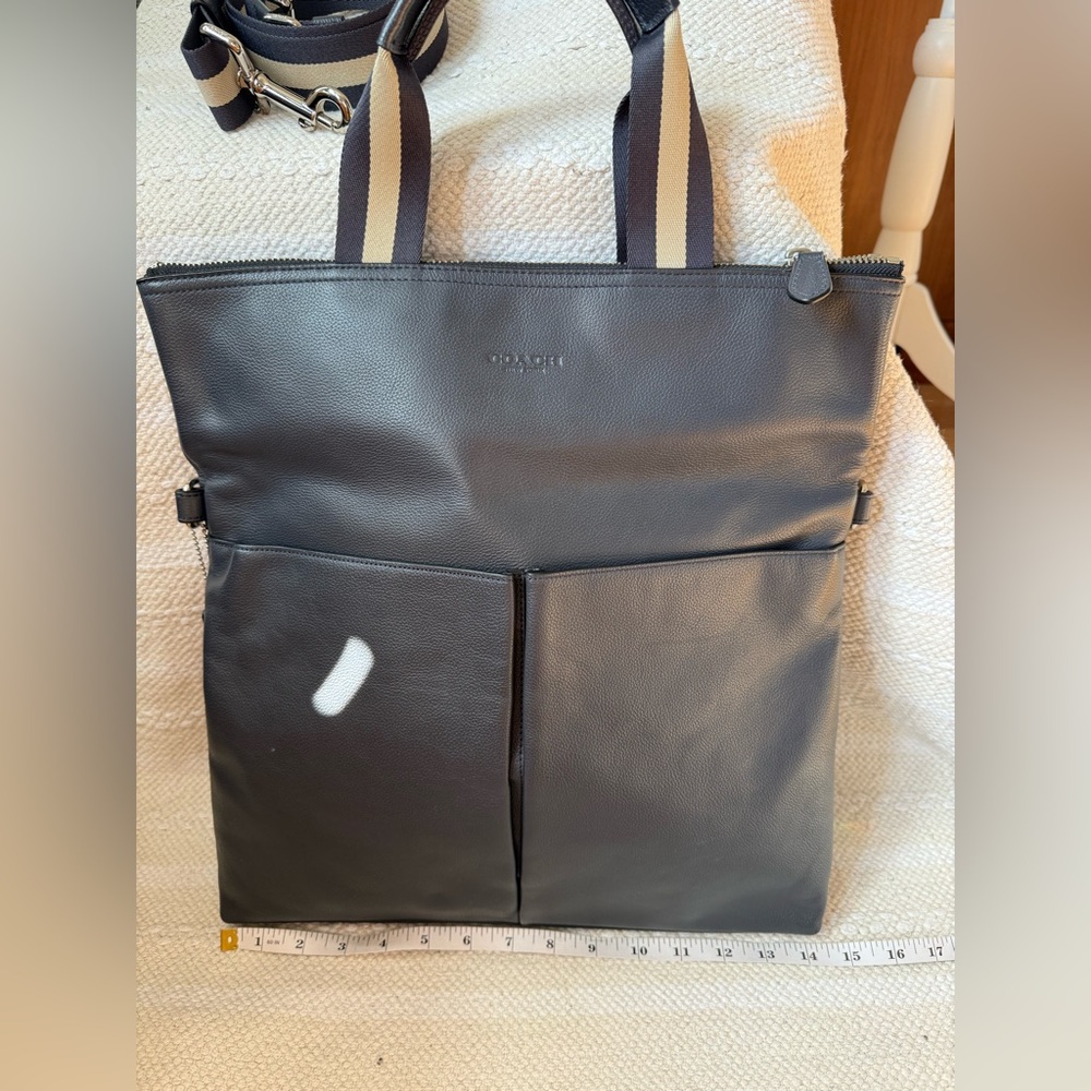 Coach F54759 Charles Foldover Tote in gray Leather - Picture 4 of 10